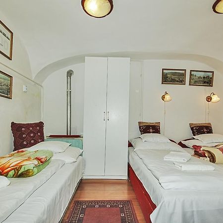 Barokk Vendeghaz Hotel Eger Exterior photo
