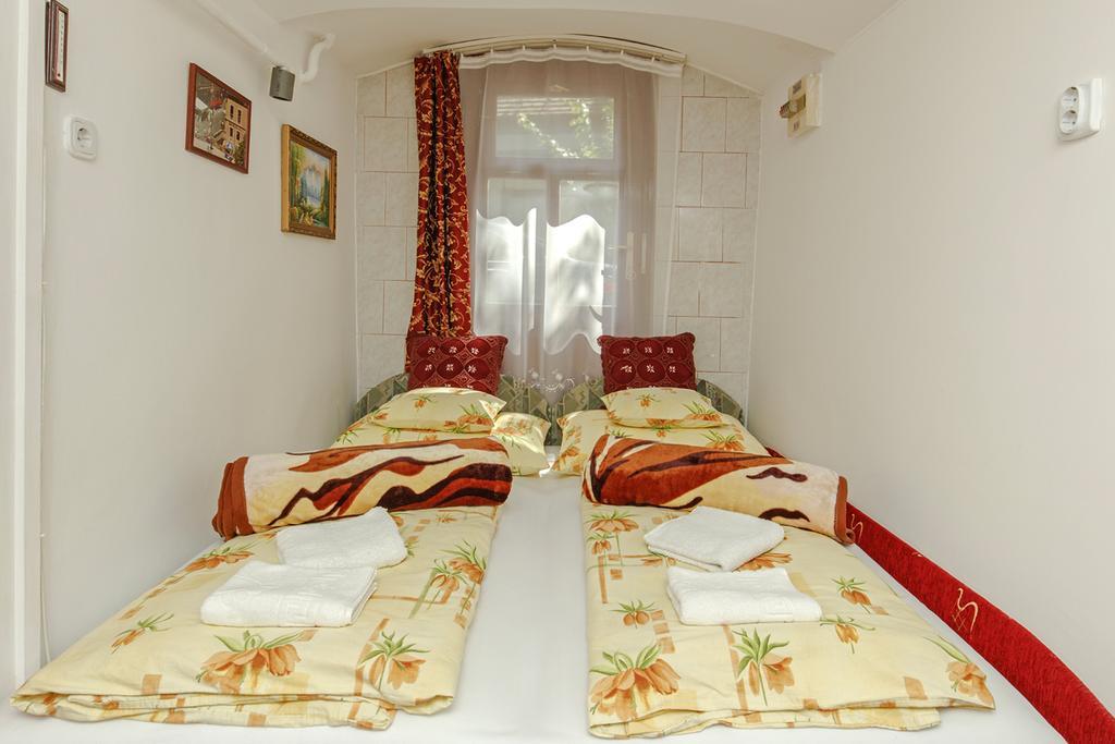 Barokk Vendeghaz Hotel Eger Exterior photo